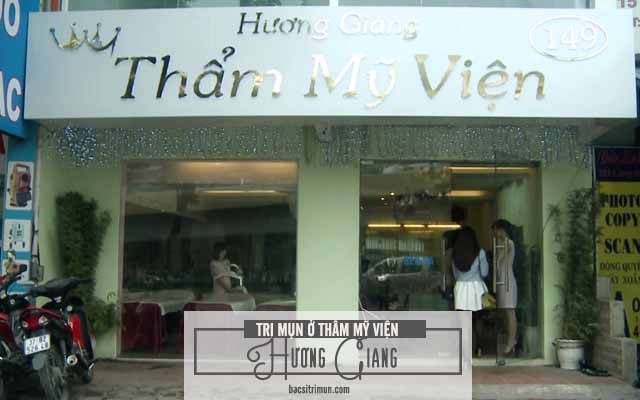 trị mụn ở thẩm mỹ viện Hương Giang có tốt không?