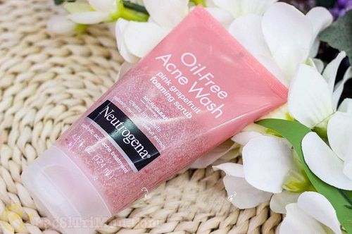 Sữa rửa mặt Oil-Free Ance Wash Pink Grapefruit Foaming Scrub